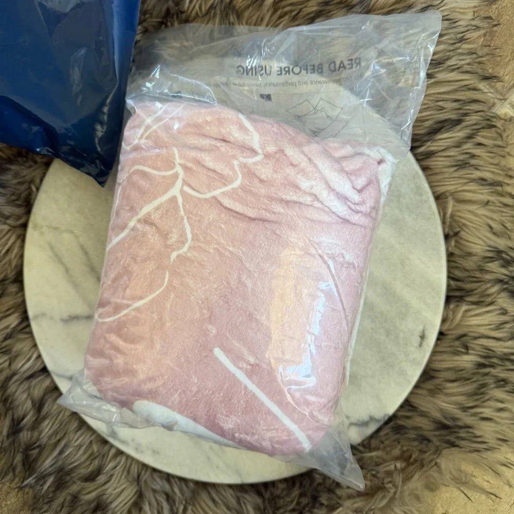 Ordfuarn Mom Blanket - Picture 9 of 13